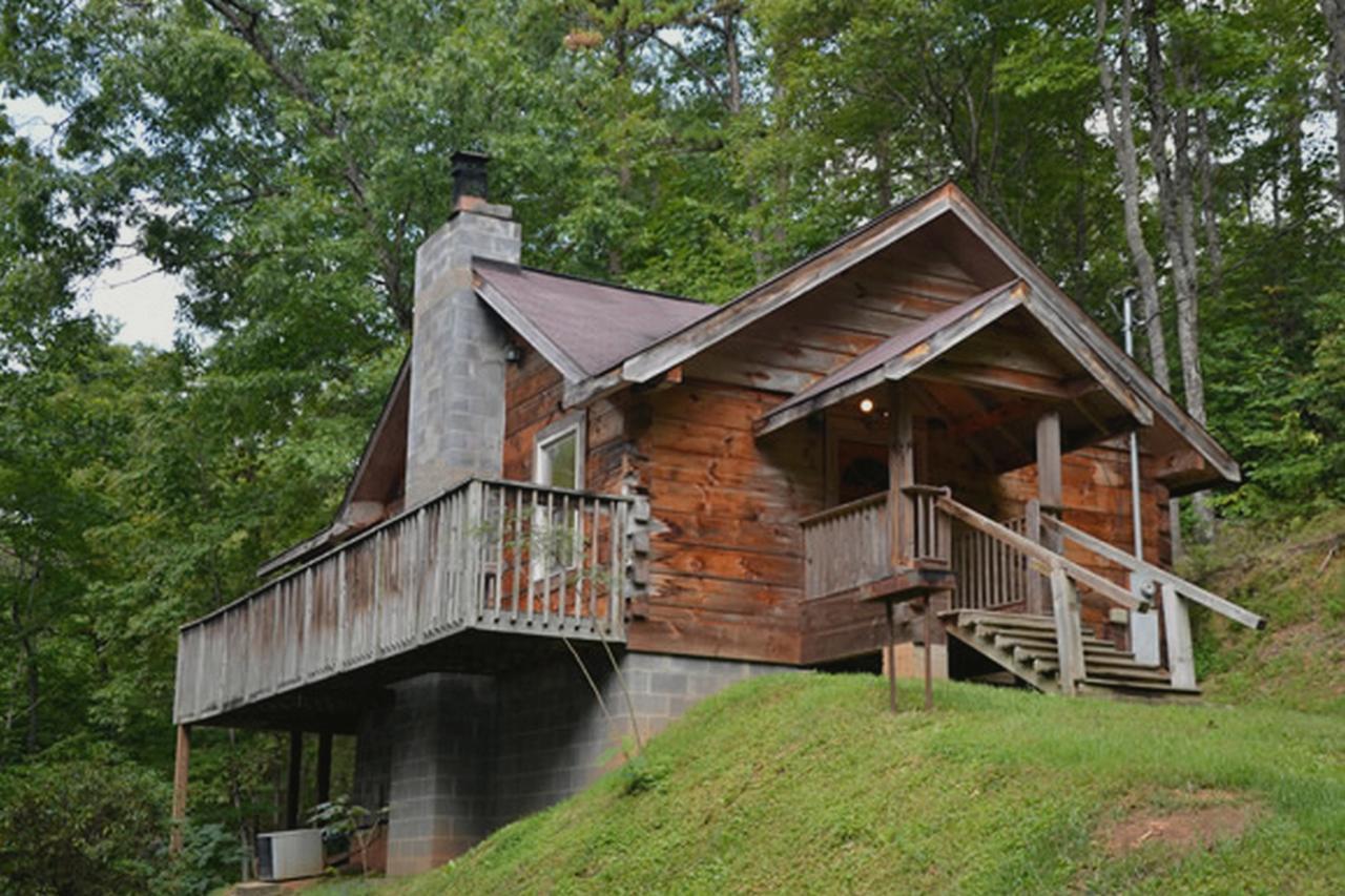 Honeymoon Hideaway Villa Gatlinburg Exterior photo